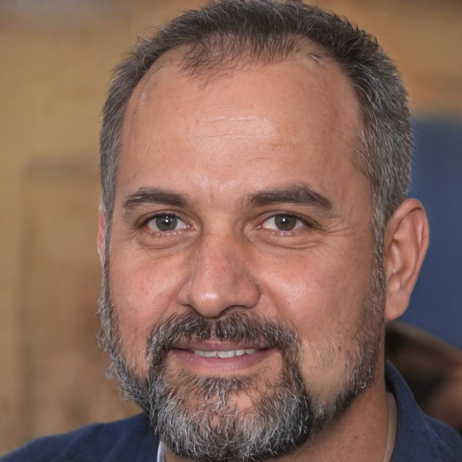 Instructor Ilan Bareket